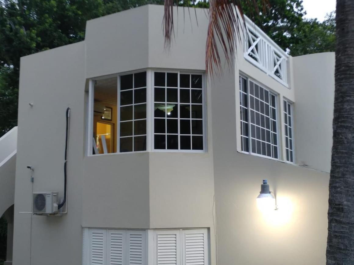 Chill On The Hill Apartment Ocho Rios Exterior photo